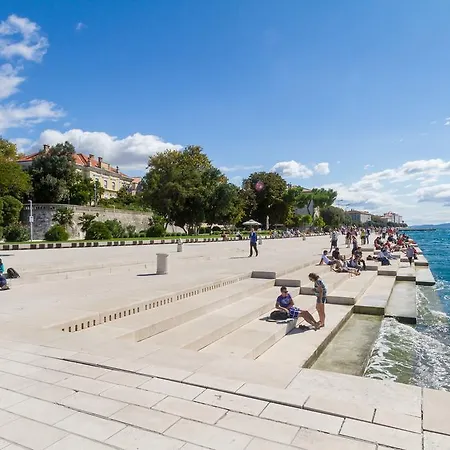 Boutique With Balconies, In Walking Distance To The Sea * Ζαντάρ