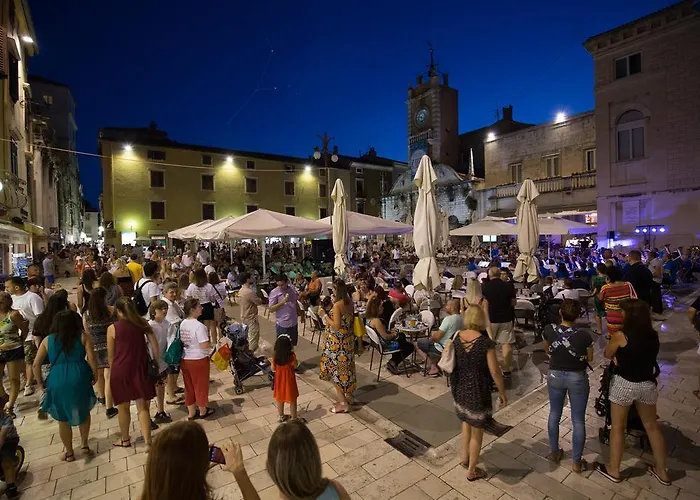 Boutique With Balconies, In Walking Distance To The Sea *