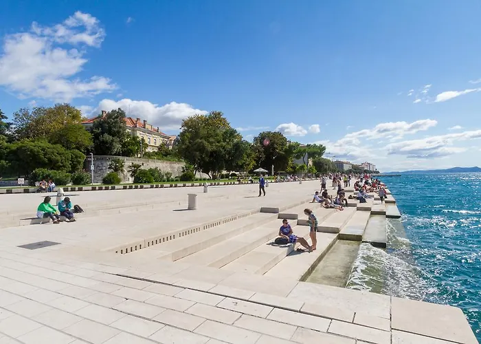 Boutique With Balconies, In Walking Distance To The Sea * Ζαντάρ
