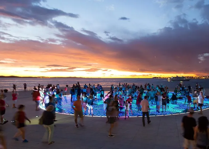 Boutique With Balconies, In Walking Distance To The Sea Apartman