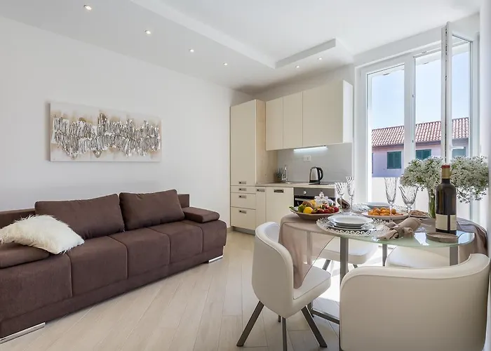 Apartamento Boutique With Balconies, In Walking Distance To The Sea *